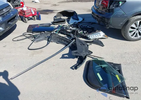 2015 Acura Mdx Technology Package z USA, uszkodzony, nr VIN 5FRYD4H46FB001393